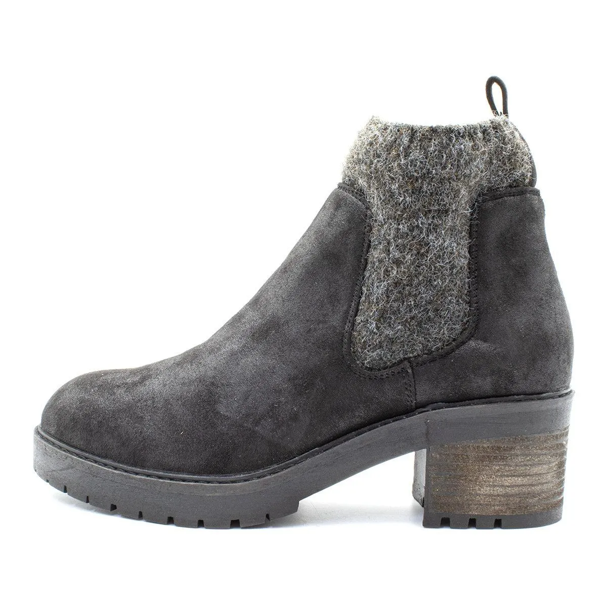 Crown Vintage June Chelsea Ankle Boots Nubuck Leather Black Colour For Women