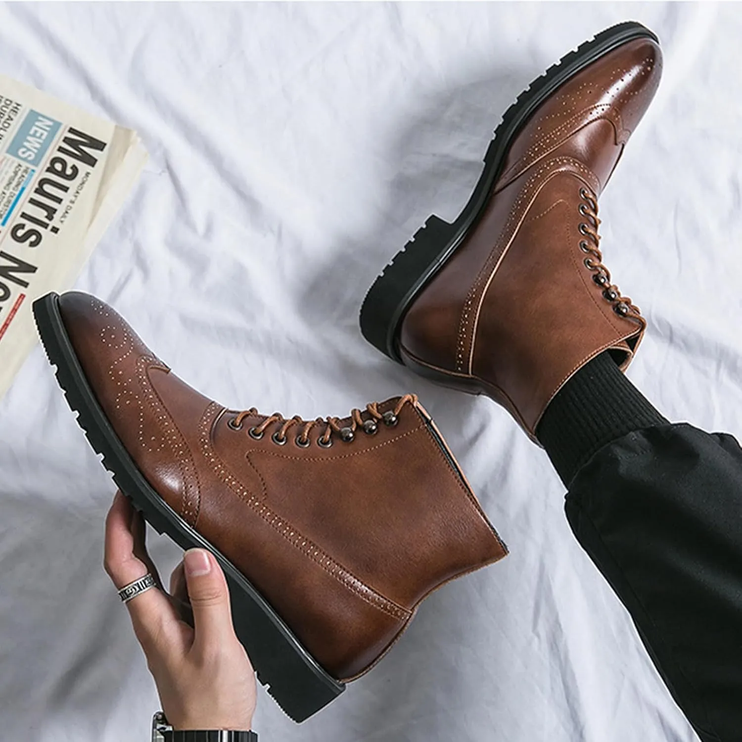 Ephirebra Men's Leather Brogue Wingtips Lace-Up Dress Oxford Boots Comfortable Non-Slip Pointed Toe High-Top Retro Ankle Boots