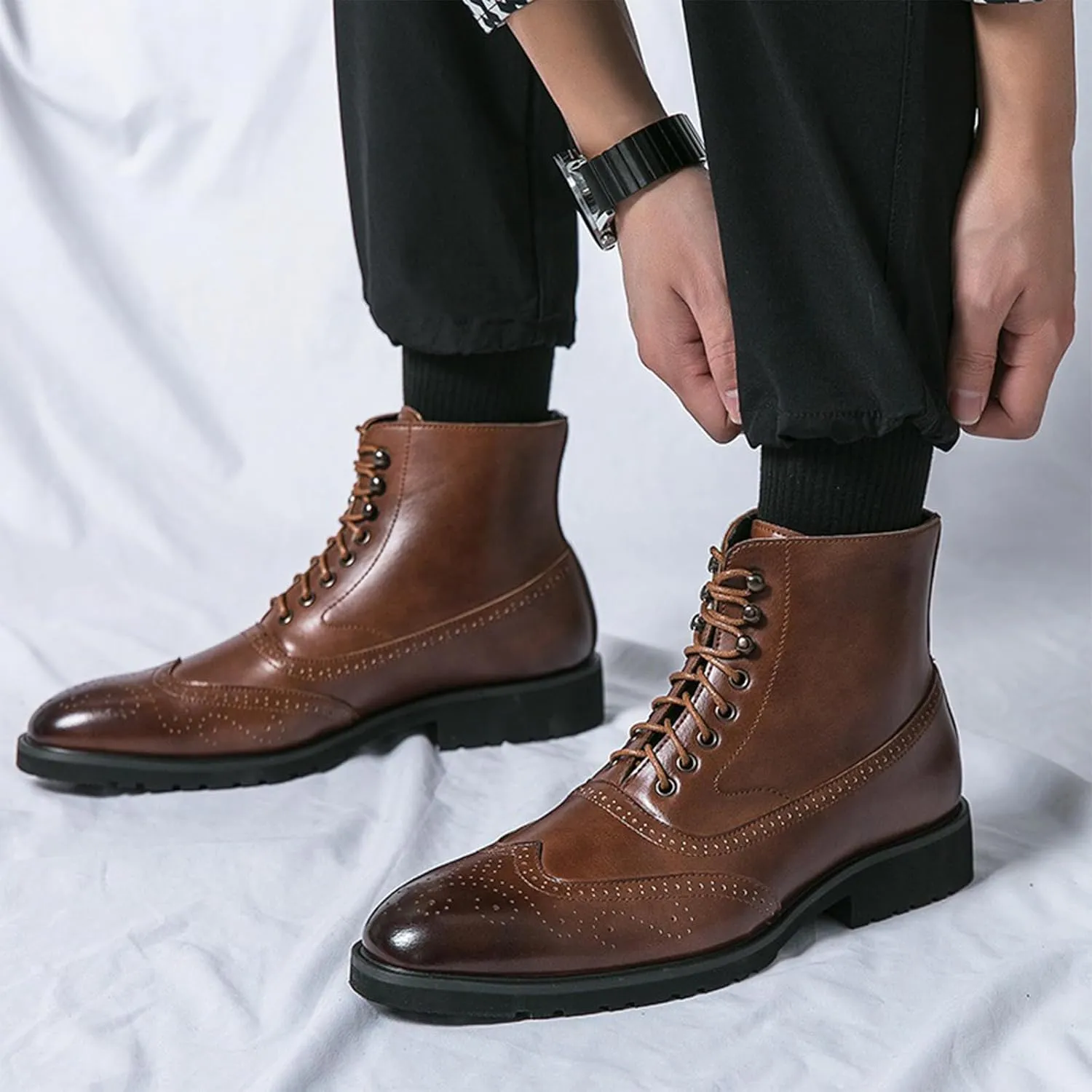 Ephirebra Men's Leather Brogue Wingtips Lace-Up Dress Oxford Boots Comfortable Non-Slip Pointed Toe High-Top Retro Ankle Boots
