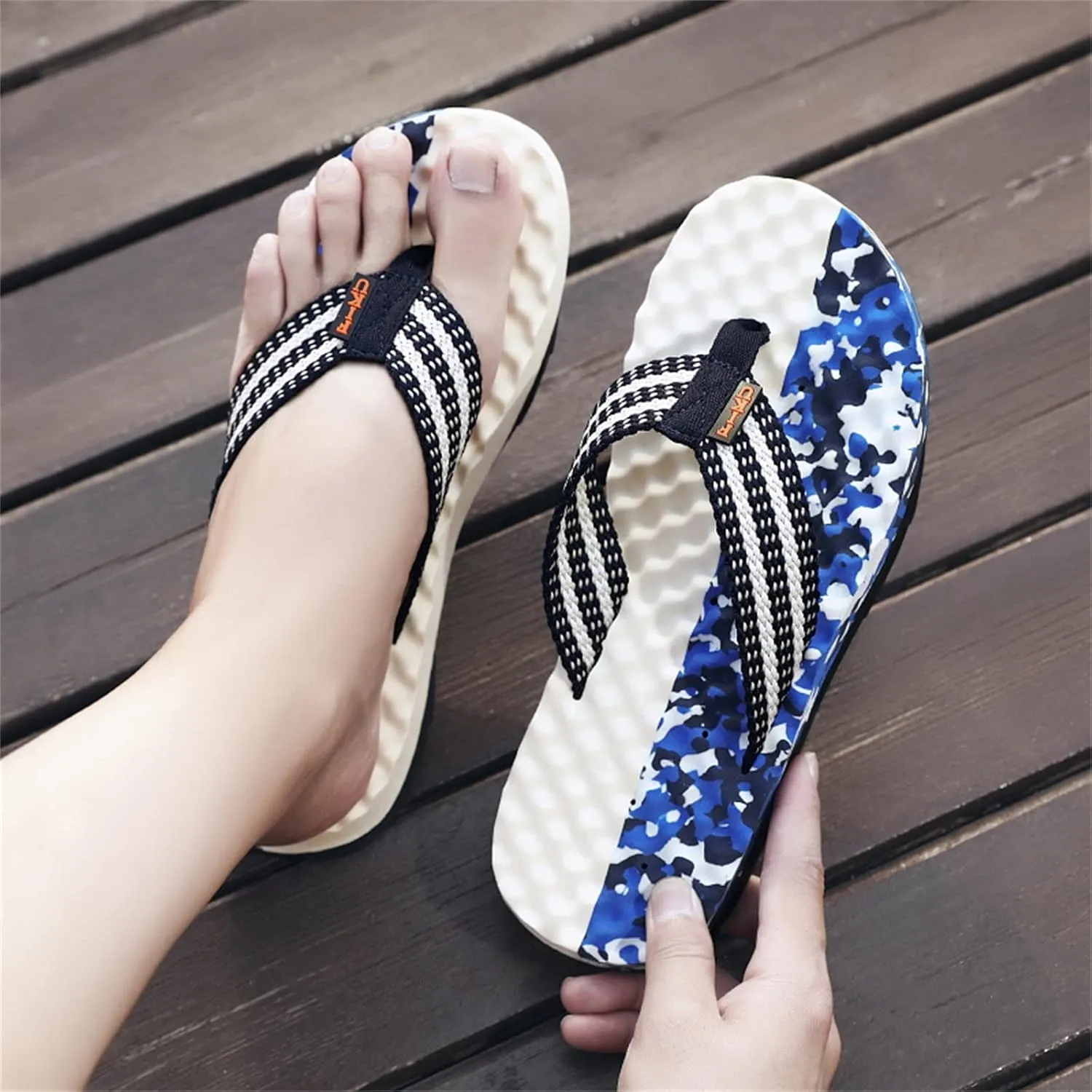Mens Sandals Flip Flops Fashion Summer Men Flip Flops Flat Bottom and Non Slip Light Slip On Comfortable Colorblock