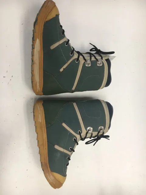 Used Burton MOTO Green/Cream/Blue Womens Size 7 Snowboard Boots